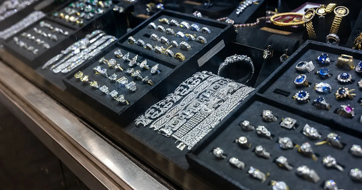 报告：白银市场可能再次发生“挤仓”