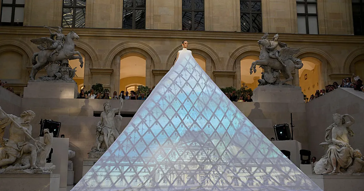 从守门人到塑造者：文化机构如何改写经济规则